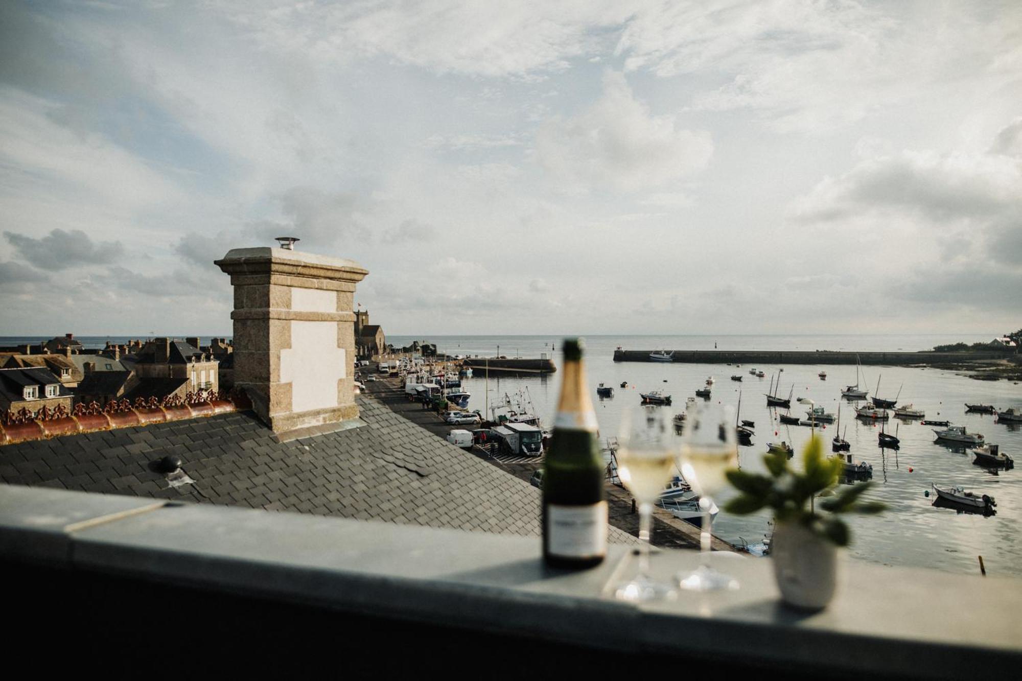 Le Mora Hotes Barfleur Buitenkant foto